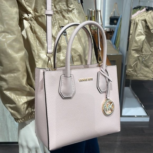 Michael Kors Mercer Medium Leather Messenger Powder Blush - Picture 10 of 16